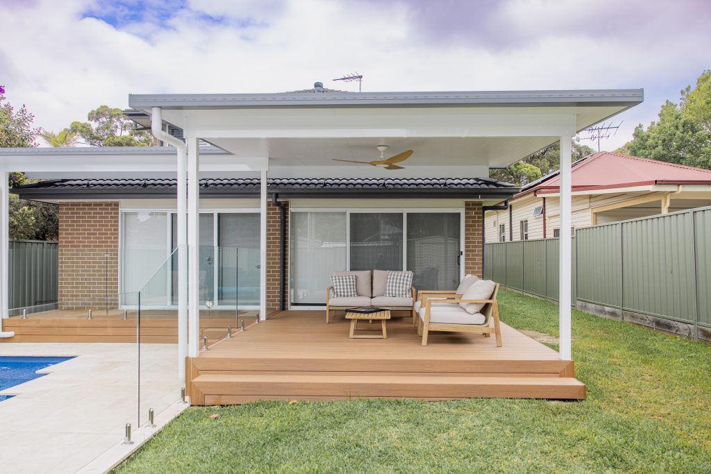 Sydney-Metro-Decking-Composite-Decking-Insulated-Pergola